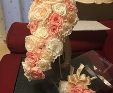 プリザーブドフラワーでウエディングブーケ作ります イメージ1