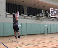 お子さんのバスケット助けます イメージ1