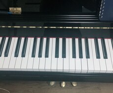 ピアノソロ演奏、ピアノ伴奏承ります ピアノでクラシックからポップスまで演奏承ります！