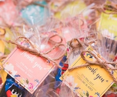 結婚式を安くオシャレにします イメージ1