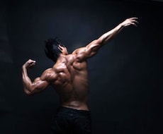 ダイエットを始めたい方体をかっこよくしたい方、私がスポーツトレーナーの目線で改善致します。 イメージ1