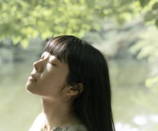 柔らかい雰囲気でプロフィール写真を撮影します 柔らかい雰囲気で明るい笑顔を撮影します！