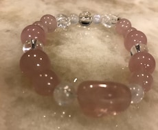 天然石でオーダーブレスレットをお作りします あなたのオリジナルブレスレットを天然石でお作りします。