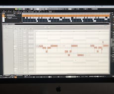 ボーカルの音程やリズムなどの修正をします イメージ1