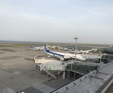 羽田空港の施設や食べ物を教えます イメージ1