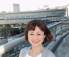 あなたらしくコーディネートします お持ちのお洋服をフル活用し、あなたの魅力を引き出します。