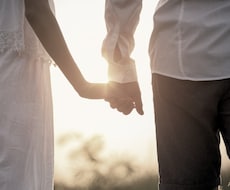 結婚相手、彼でいい？新たな出会いは？霊視でみます イメージ1