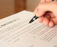 契約書、仕様書の日↔英訳翻訳します