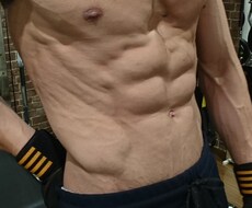 現役トレーナーが腹筋のアプローチ方法を教えます 日々教えている【腹筋のコツ】をあなたへ