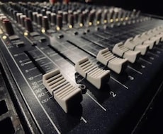 作曲 : 楽曲作成します 「メタルコア、ハードコア楽曲特化」