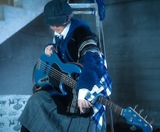 人と楽曲に寄り添ったベース演奏をします あなたの楽曲にただ低音を足すのではなく、意味のあるベースを。