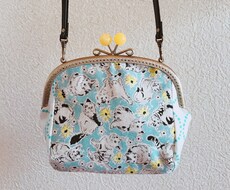 お好みの生地でかわいい布製品を制作致します 鞄・ポーチ・トートバッグ・布アクセ等。布にプリントも可