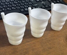 主に食器とカスタムブロックを売っています イメージ1