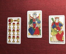 ワンコイン「どっち？」をタロットで見ます イメージ1