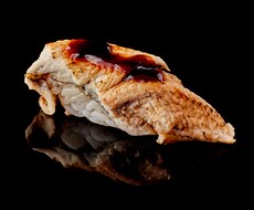 料理撮影に特化したフォトグラファーが出張撮影します 名古屋から、全国へ。 商品の価値を伝える、確かな商品写真。