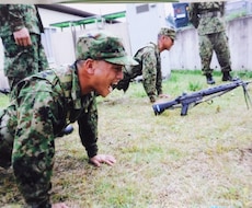 自衛隊を続けようか悩んでいる方の相談受けます イメージ1