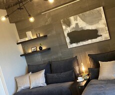 オフィスやホテル等に飾る絵を描き上げます イメージ1