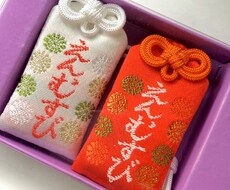 恋愛、仕事など◆貴方が気になる事を視ます 様々なお悩みに特化したサービスです。