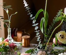 花や植物で空間を装飾します イメージ1