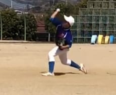 球の投げ方が変な子供のスローイングを矯正します ある道具を使い簡単に綺麗なオーバースローになります！