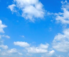 公認心理師が悩みを聴きます。一緒に解決を目指します 対面では、ちょっと緊張する方も気軽に利用してください。
