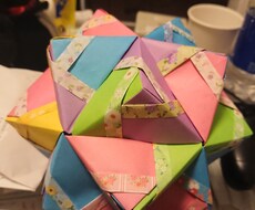 折り紙で30角形を作ります イメージ1