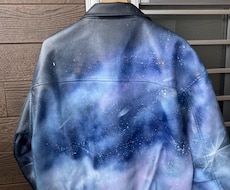 洋服にスプレーアートをします 世界でひとつのオリジナルのお洋服を！