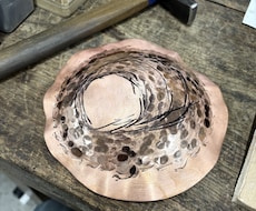 非鉄鉄材を使ってご希望の物をお作りします こちらのサービスは非鉄金属の加工限定です。