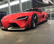 あなたにぴったりな車を考え探します イメージ1