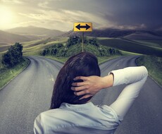 転職？残留？そのお悩み二者択一の方法で占います タロットカードで迷いを切り開きます