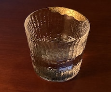 金継ぎで壊れたガラスのコップなどのお直しをします 金沢の無形文化遺産『金箔』を使った技法による繕いです