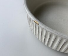 お気に入りの器を『簡易金継ぎ』でお直しいたします 一箇所につき1,500円で承ります！