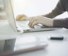 サジェストワードの非表示／監視レポートを作成します イメージ1