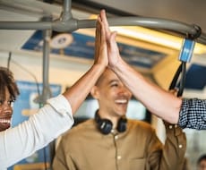 どん底のあなたをチャットで分析して褒めまくります トークルームで本人の知らない長所を最低５個以上探し褒めます