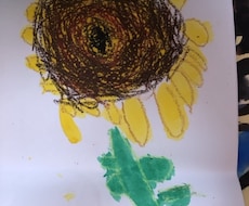 子供が絵をかきます イメージ1