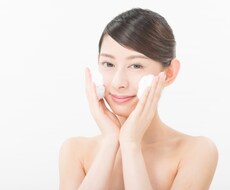 化粧品が合うか合わないかエネルギー値を測定します ◆実は合っていないのかも！？肌トラブルのリスク減少目指します