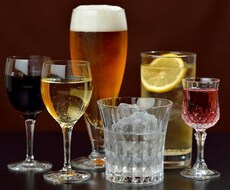 宴会を盛り上げて場を支配する。そして飲ます 無茶はよせ、この商品は坊やには早すぎるぜ？