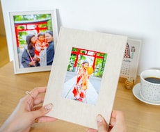 あなたの写真で、手作りのフォトブックを作ります スマホやPCに眠る写真を、かけがえのない一冊に仕上げます。