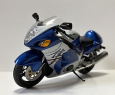 プラモデル【1/12バイクモデル】の作成代行します 気に入ったプラモデルがあっても作った事が無いので諦めていた方