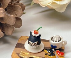 樹脂粘土でミニチュアフードやチャーム作成します シルバニアファミリーやフィギュアのお共にいかがですか？