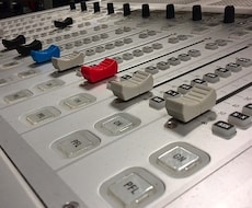 自宅をレコーディングスタジオにします シンセサイザーがあれば、自宅が音楽スタジオに
