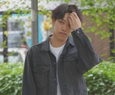 自然な雰囲気のプロフィール写真を撮影します ご要望を伺いながら丁寧に撮影します