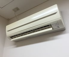 家庭用エアコンのトラブルの一次診断を行います イメージ1