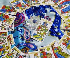 霊視・オラクル占い放題15分間チャット鑑定します あなた様のお悩みに寄り添い、波動を合わせ、鑑定します