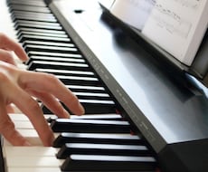 オリジナルメロデイ作ります 歌詞は書けるけど曲ができないなどなど