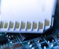 消えてしまった記録媒体のデータを復元します イメージ1