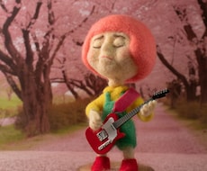 オリジナルの人形を羊毛フェルトで作ります 自由にポーズが変えられる人形です(基本15cmまで）
