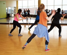 あなたのダンスをもっと高みへ、伸ばします イメージ1
