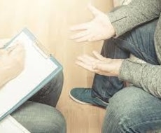 お電話でお話をおうかがいします イメージ1