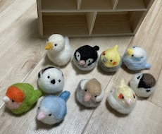 小鳥好きの方に喜ばれます 可愛い小鳥たちと木のお家セットです
